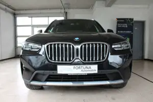 BMW X3 xDrive 20d Live Cockpit LED AHK Sports. 19" Bild 2