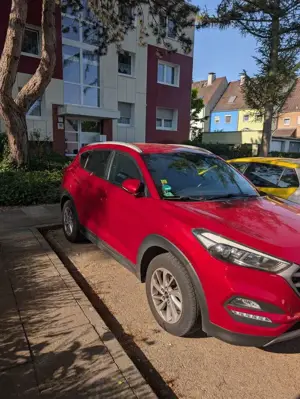 Hyundai TUCSON blue 1.7 CRDi 2WD DCT Classic Bild 4