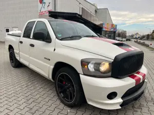 Dodge RAM * * * RAM SRT 10 Viper Motor V10 506 PS * * * Bild 2