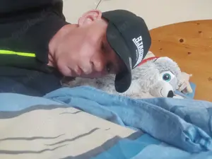 Er sucht sie für erotische Treffen 