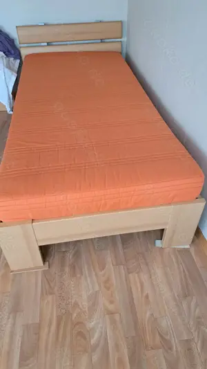 1x Matratzen   Bett   Nachttisch Buche Nachbildung