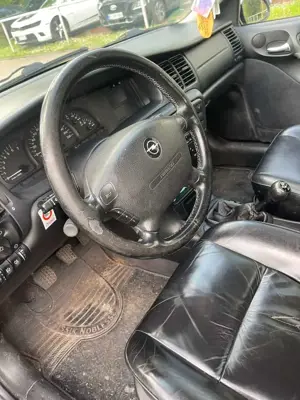 Opel Vectra Vectra 1.8 Bild 4