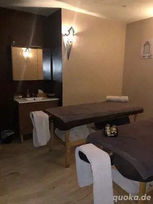 Sehr heiße erotische Massage 