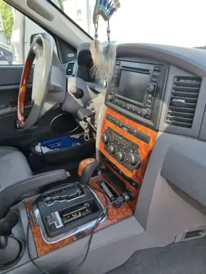 Jeep Grand Cherokee 3.0 CRD Automatik DPF Overland Bild 3