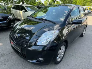 Toyota Yaris Executive Motor 1,3 Ltr.Klimaautomatik