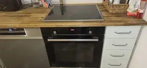 Küchenzeile 4.20 mit Hängeschränken.und E-Geräten.Auch Kühlschrank ab sofort.Standort 93099 Mötzing