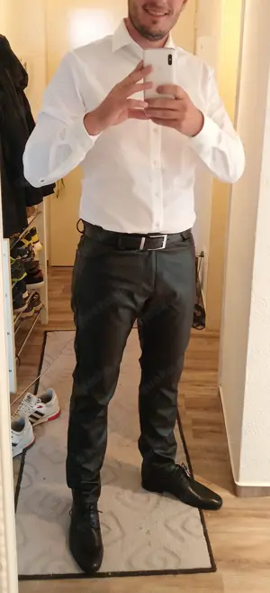 Suche Sie für Treffen gegen TG
