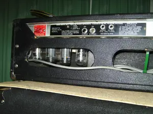 FENDER Bassman 100 Silverface 70s Verstärker mit Box Bild 7