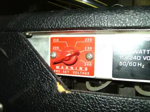 FENDER Bassman 100 Silverface 70s Verstärker mit Box Bild 3