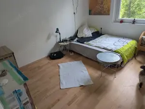 möbliertes zimmer für eine Frau zu vermieten  Bild 2