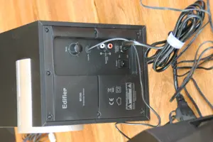 Computer Lautsprechern  Bild 2