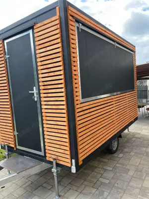 Voll ausgestatteter Foodtruck 3,5   2,2 m   sofort einsatzbereit!