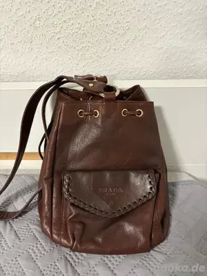 Prada Leder Beutel Tasche
