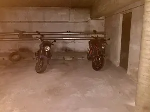 Mototrad Tiefgaragen Parkplatz zu vermieten am Giesinger Bahnhofplatz 
