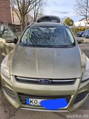 Ford kuga benzin 1.6 ecoboost sync edition  zweite Hand 