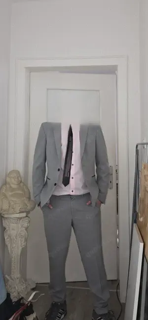 Suche hübsche junge Dame 