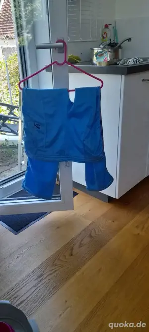 Trainingsanzug Marke Puma Größe 7 Bild 2