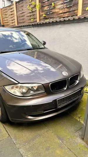 BMW 116 116i Bild 1