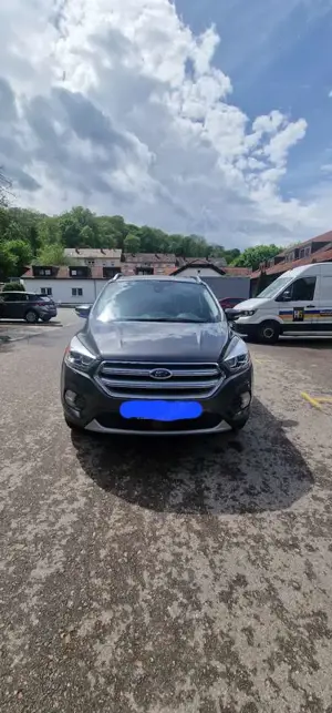 Ford Kuga 1.5 EcoBoost 2x4 Titanium