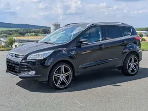 Ford Kuga 2.0 TDCi 4x4 Titanium Bild 2