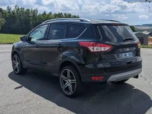 Ford Kuga 2.0 TDCi 4x4 Titanium Bild 3