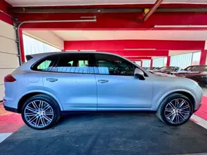 Porsche Cayenne Bild 5