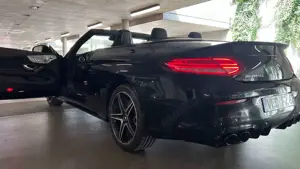 Mercedes-Benz C 43 AMG AMG C 43 Cabrio 4Matic 9G-TRONIC Night Edition Bild 2