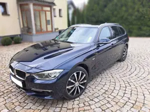 BMW 330 330d Touring xDrive Aut. Luxury Line