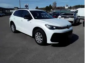 Volkswagen Tiguan 1.5 eTSI DSG R-LINE LED-MATRIX ACC NAVI Bild 4