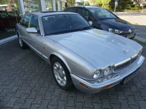 Jaguar XJ8 4.0 Sovereign * 2.Hand * sehr gepflegt