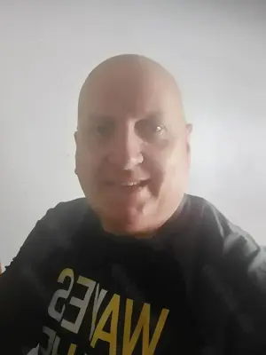 Suche eine feste Partnerin 