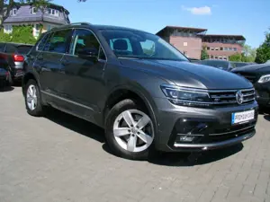 Volkswagen Tiguan 2.0TSi 4Motion R-line ACC Navi LED Kamera