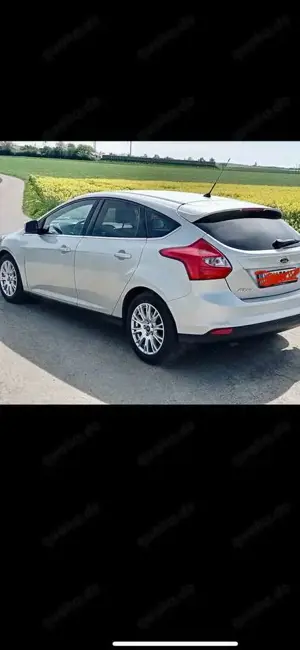 Ford Focus Turnier 1.6 TDCi DPF Start-Stopp-System Titanium