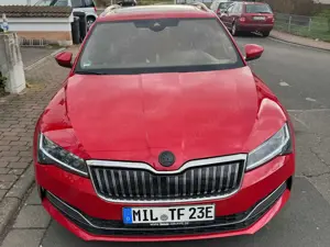 Skoda Superb Superb Combi 1.4 TSI iV DSG L