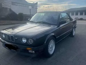 BMW 320 320i Cabrio E30!