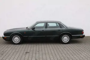 Jaguar XJ 3.2 Executive 2 Jahre Garantie Bild 4
