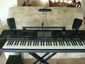 Yamaha Genos Keyboard mit V2 Bild 2