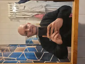 Suche dich mit mindestens xl oder besser noch xxl zum gegenseitig blasen und mich ficken lassen 