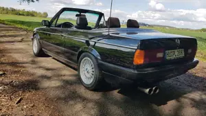 BMW 320 320i Shadowline Bild 2