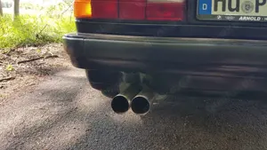 BMW 320 320i Shadowline Bild 3