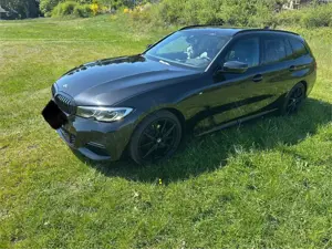 BMW 320 320 d xDrive M Sport Bild 2