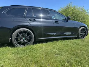 BMW 320 320 d xDrive M Sport Bild 5