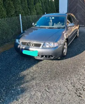 Audi A3 1.8 T Ambition Bild 2