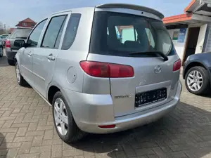 Mazda 2 1.4i, 80 PS, Bj 2006, TÜV neu, Klimaanlage, M+S Bild 5