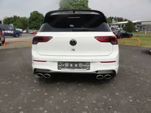 Volkswagen Golf VIII Lim. R 20 Years 4Motion Bild 3