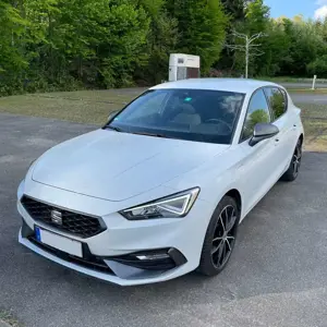 SEAT Leon 1.4 e-Hybrid DSG FR mit Herstellergarantie Bild 5