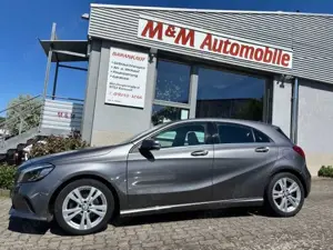 Mercedes-Benz A 180 A180 Urban *NAVI+LED+17"ALU+Sitzh.+PDC*