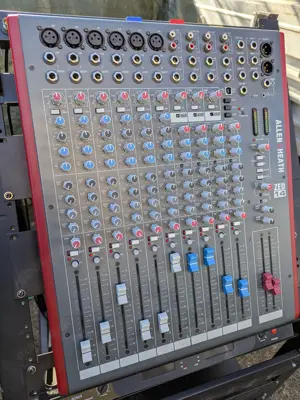 Mischpult Allen & Heath ZED 14
