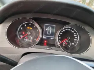 VWgolf Sportvan EZ4 17, Schiebedach Schaltg., 5türid, Benzin,1.Hand, 4Extraräder,Garagenw.,RF-Kamera