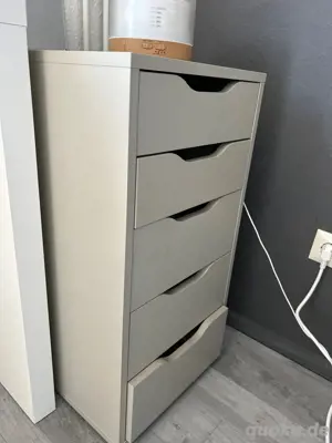 Schubladenkommode